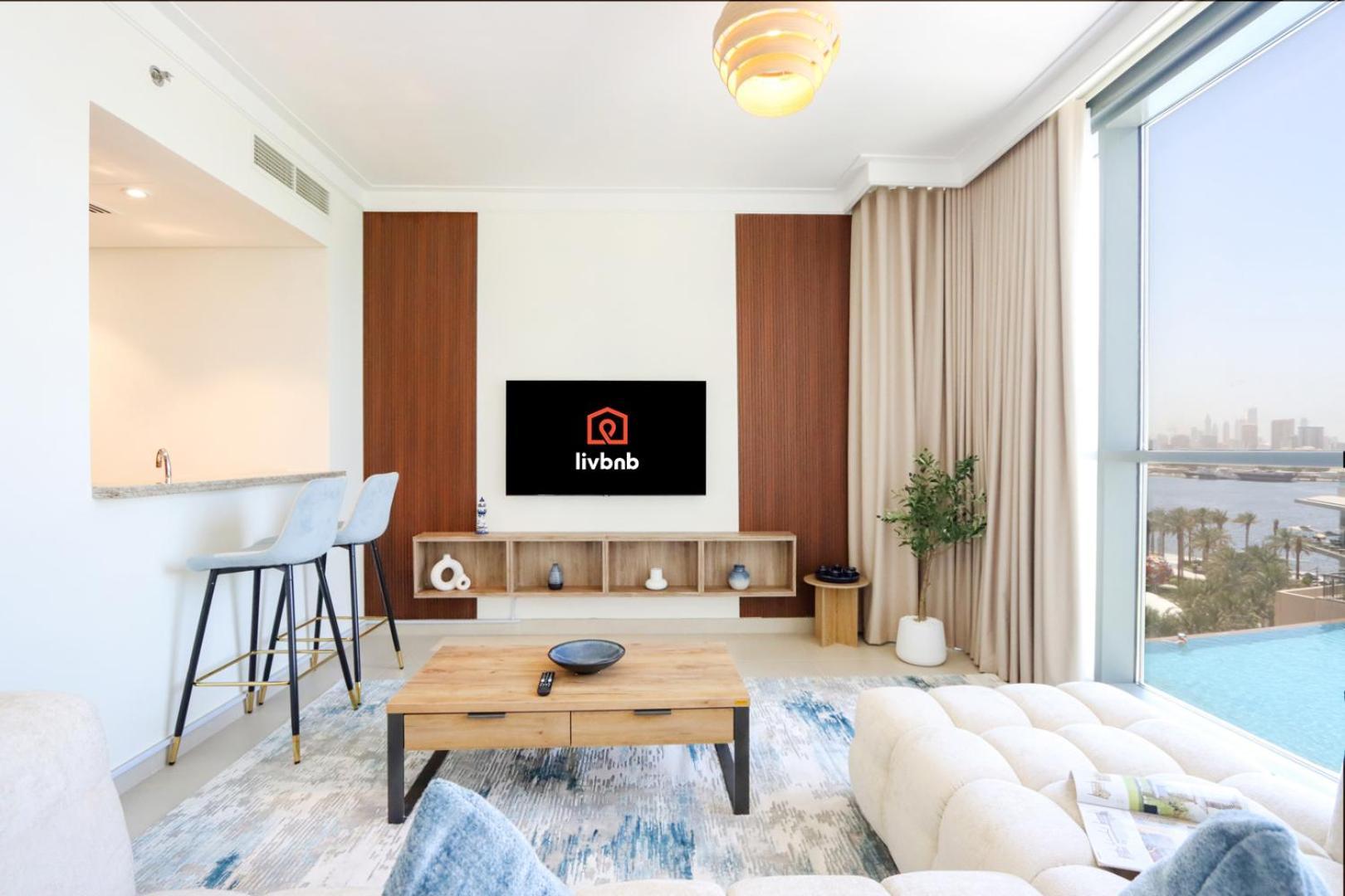 Apartment Livbnb Creekfront 2br With Skyline Views Steps To Creek Marina