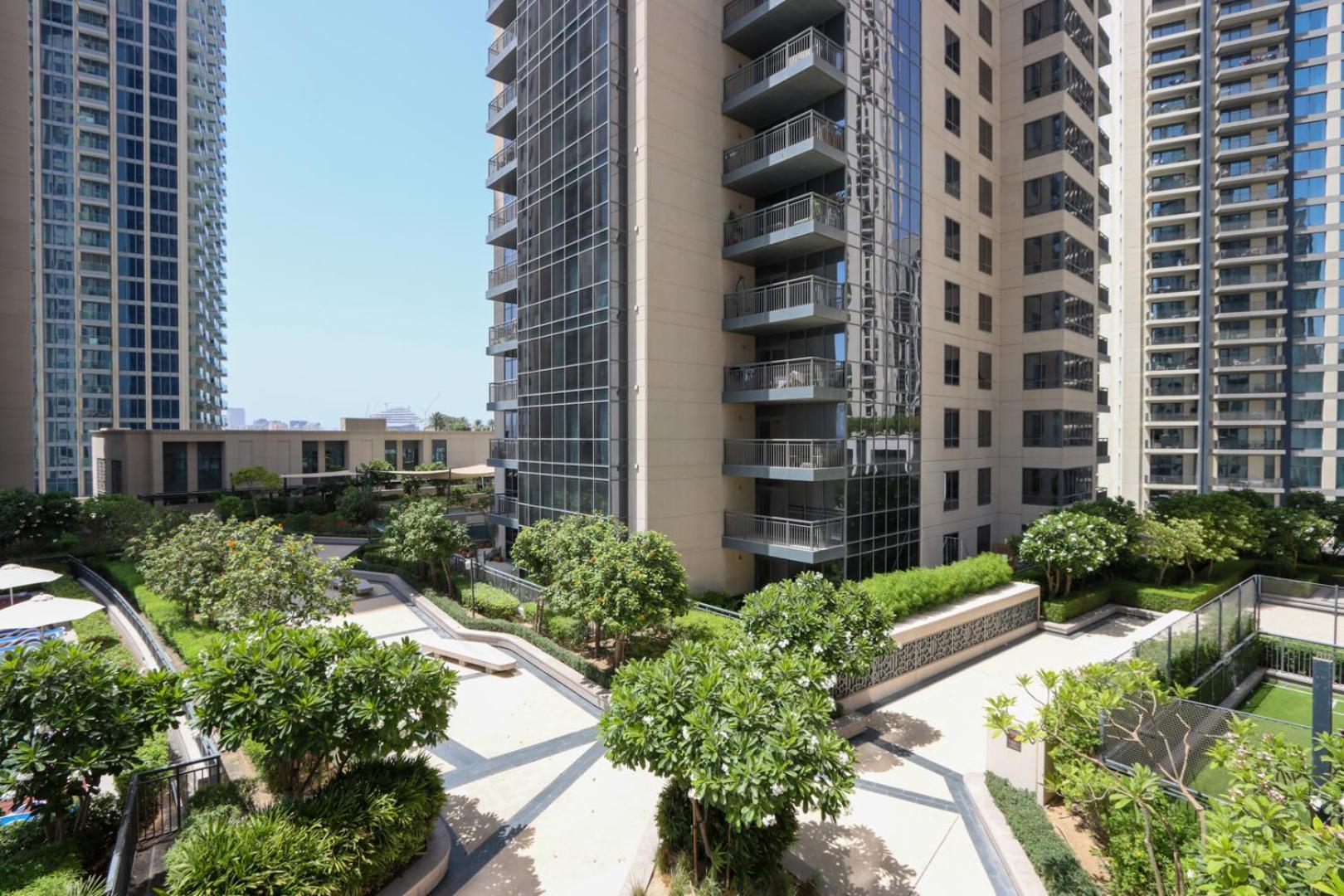 Livbnb Creekfront 2br With Skyline Views Steps To Creek Marina